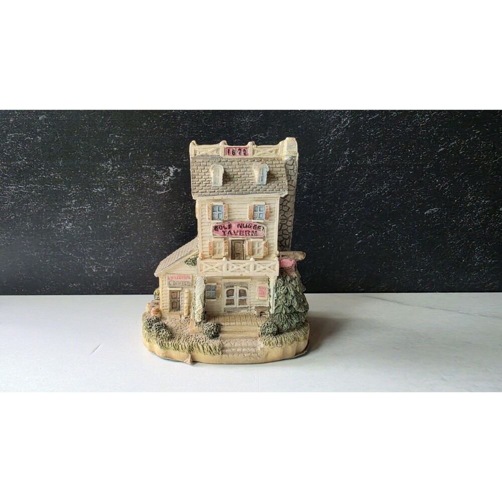 The Gold Nugget Tavern Figurine Creation by International Resourcing AH28 1993